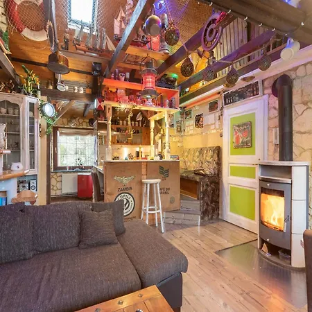 In Mit Eigener Terrasse, Cleaning Included Ferienhaus *