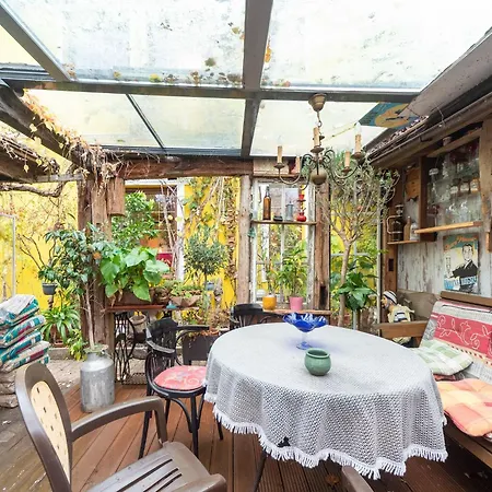 In Mit Eigener Terrasse, Cleaning Included